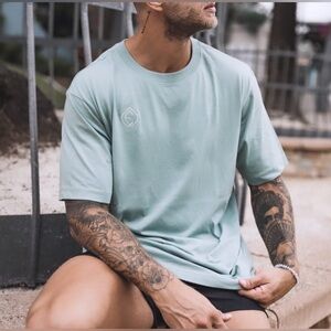 By Webber Sage Green Top - Size XL NEW
Embrace Eco-Friendly Fashion